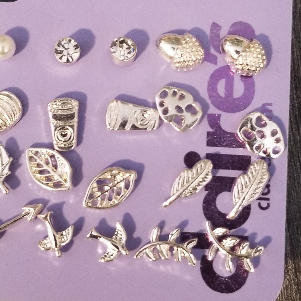 20 Silver Stud Earrings - Picture 3 of 3